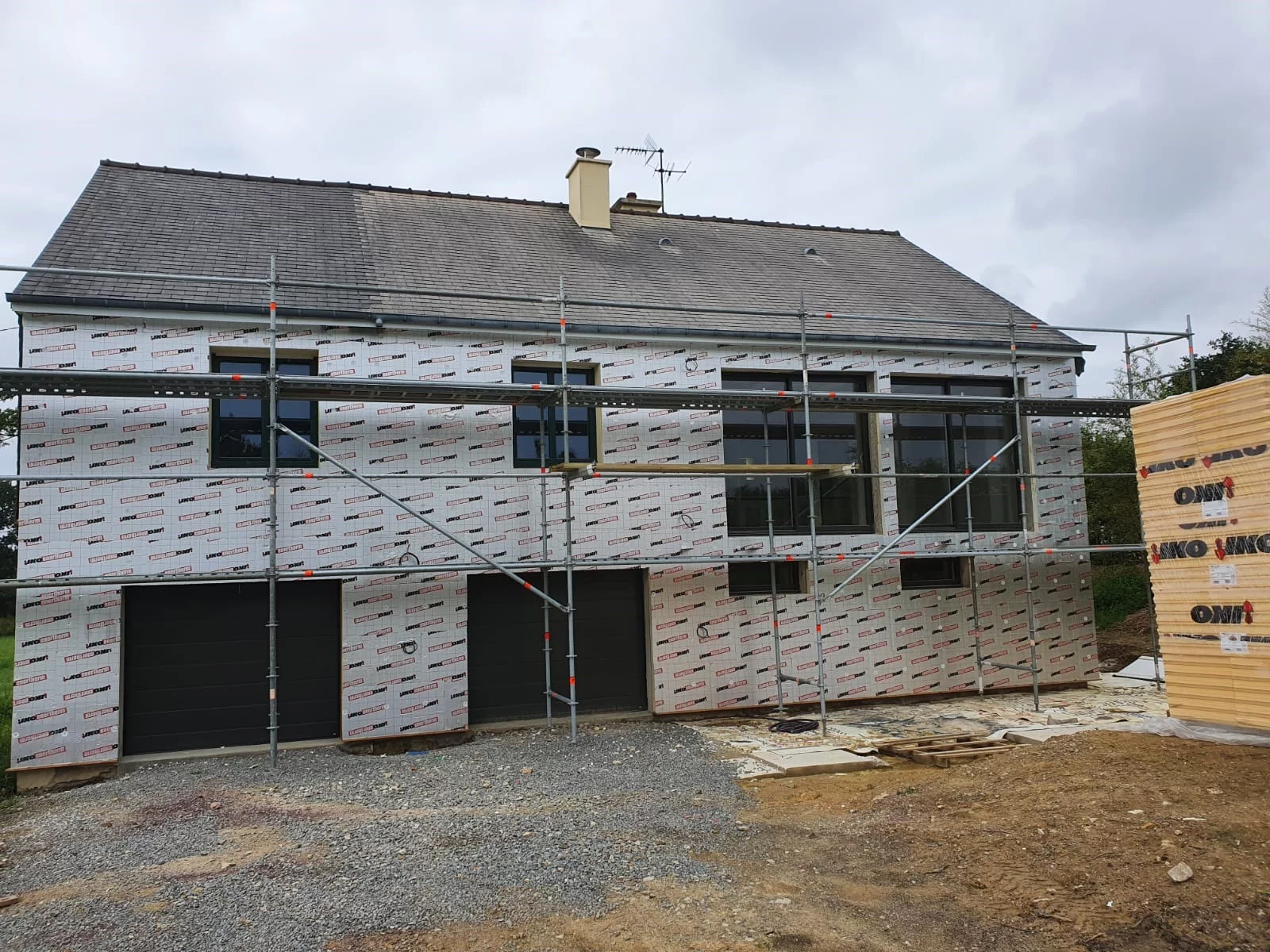Probois Concept Menuiserie Et Agencement Dinterieur A Rennes 35 Et Alentours L Isolation Thermique Par L Exterieur 1